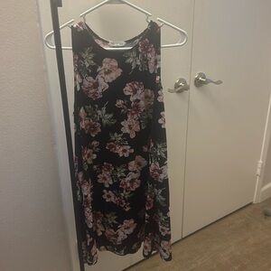 Short pocketed socialite floral dress